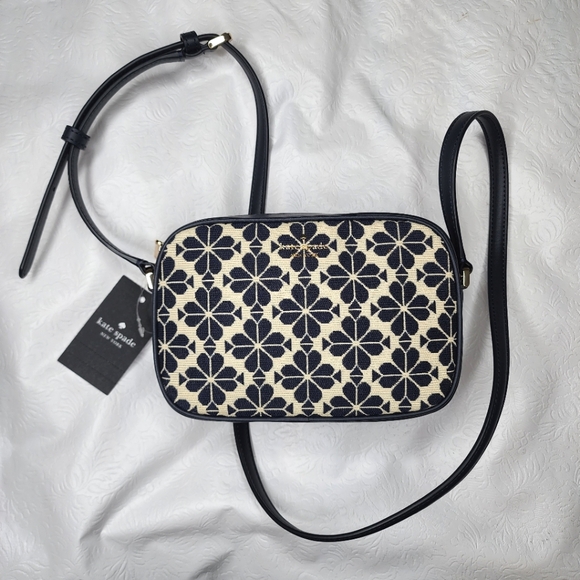 Kate Spade Crossbody Signature Mini Camera Bag Navy Blue Spade Flower NWT - Picture 1 of 16